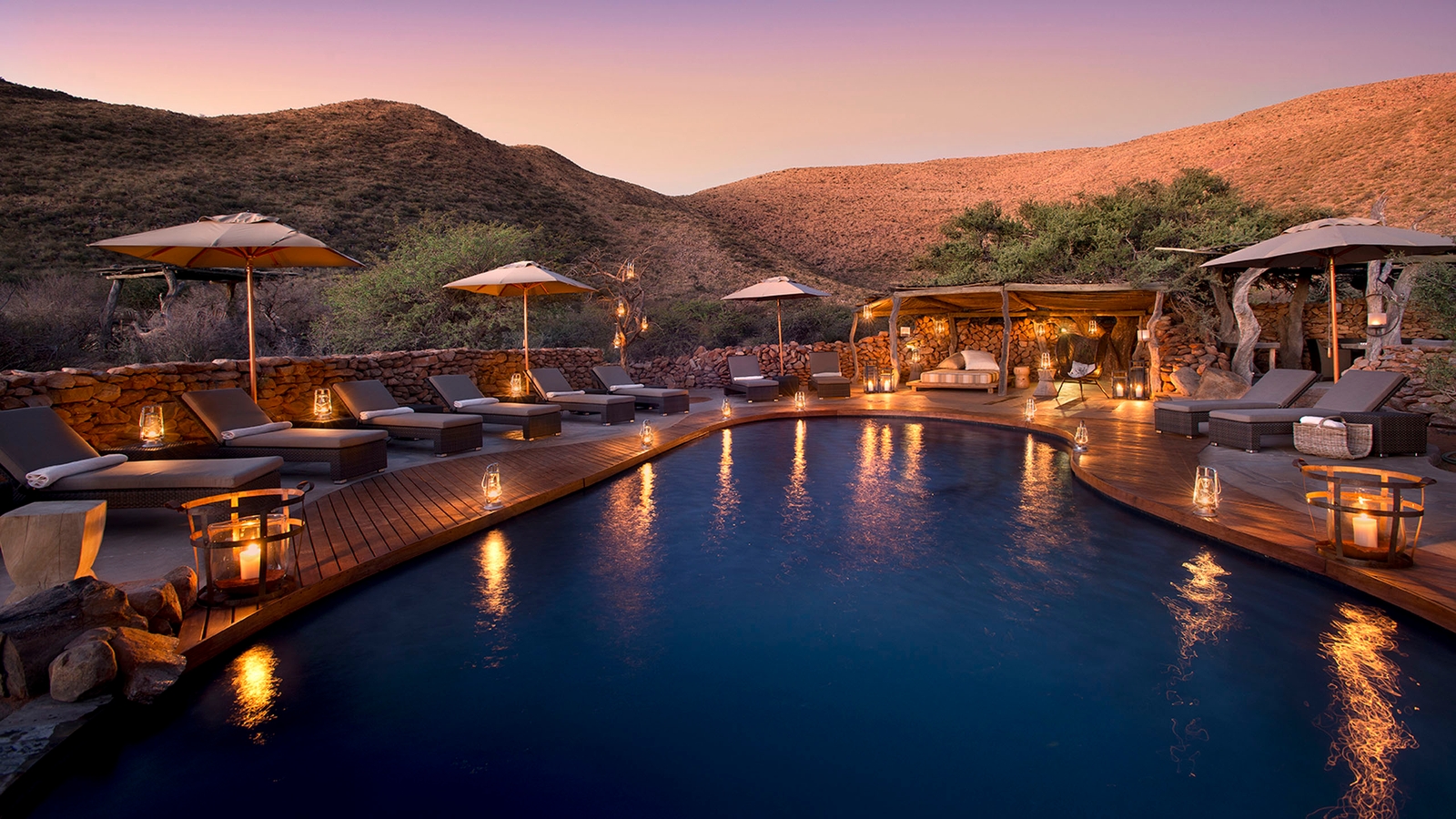 Tarkuni Tswanu, Kalahari, South Africa, swimming pool