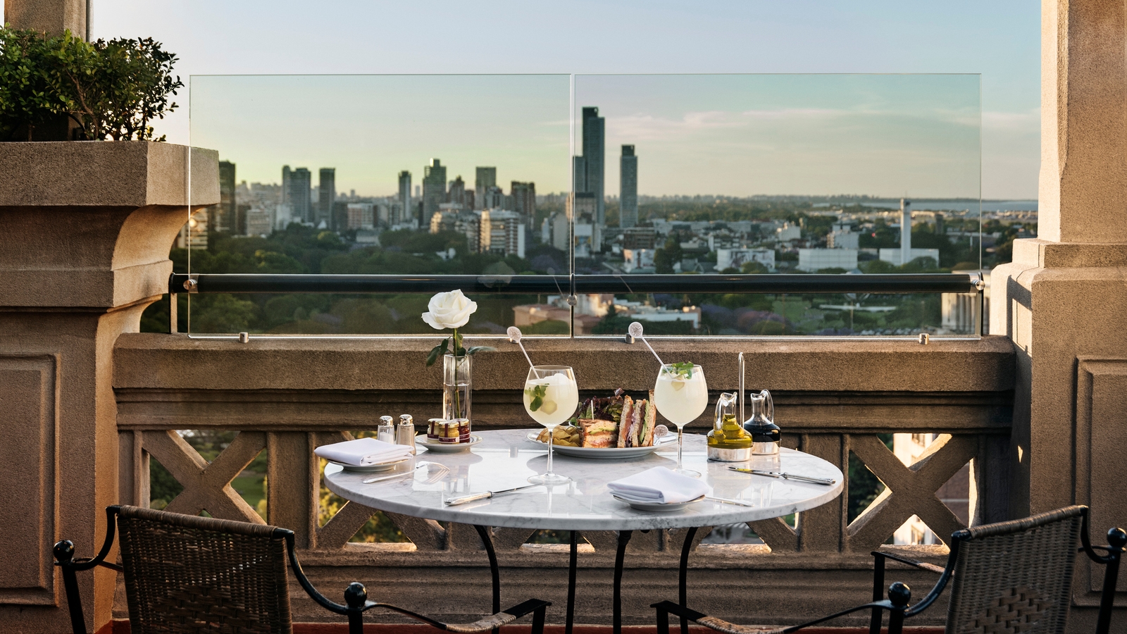 alvear-palace-hotel-rooftop-dining
