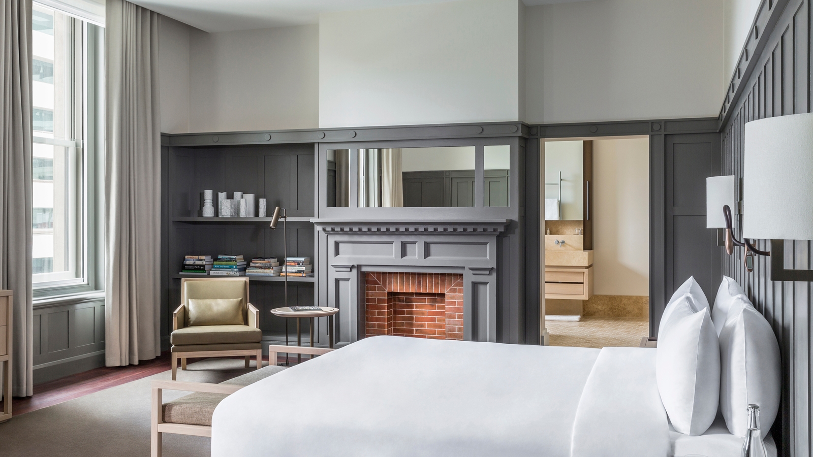 como-the-treasury-bedroom