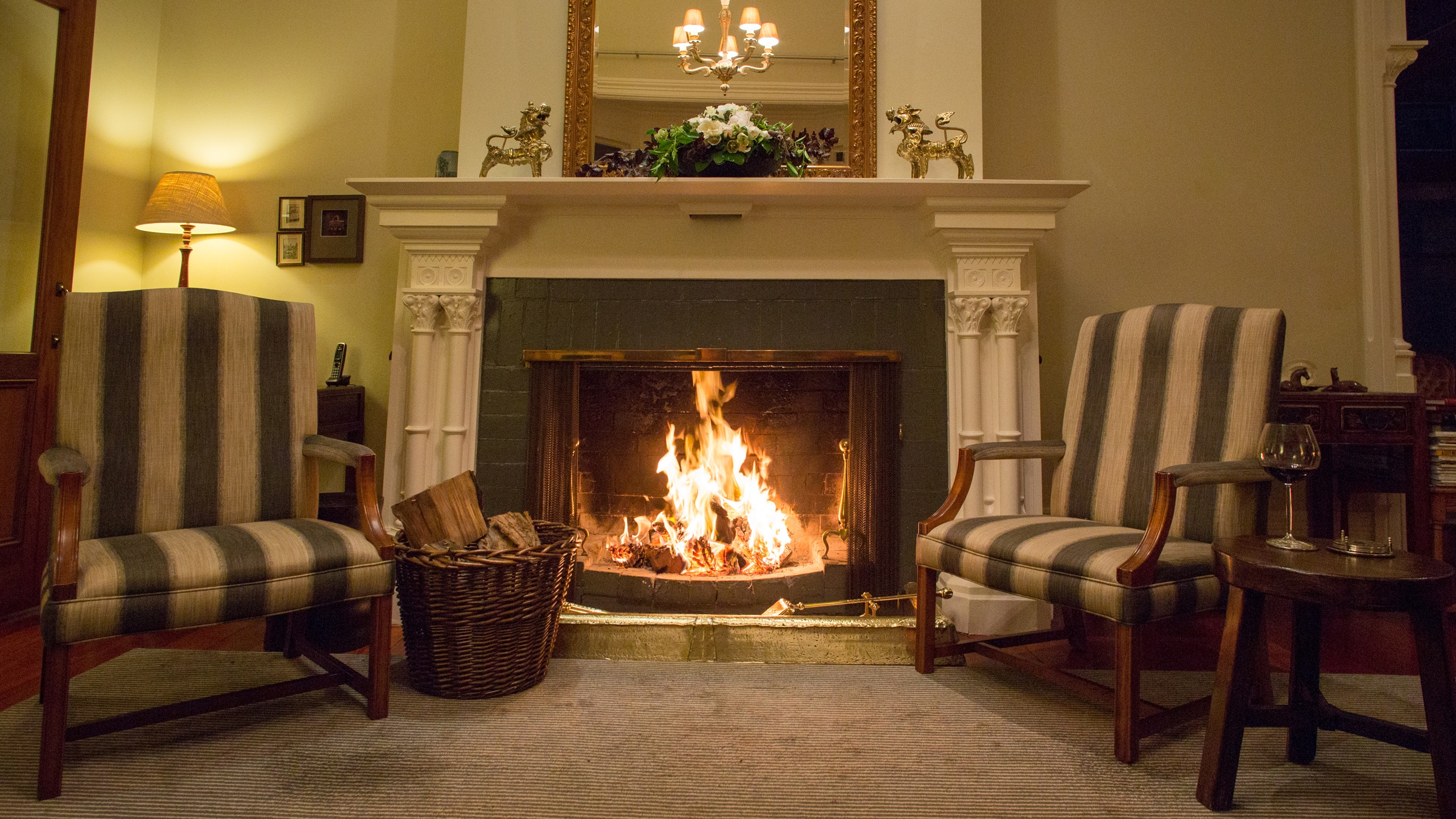 greenhill-lodge-hawkes-bay-fireplace