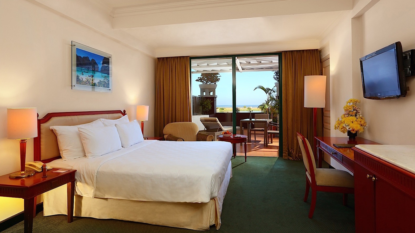 aryaduta-makassar-bedroom