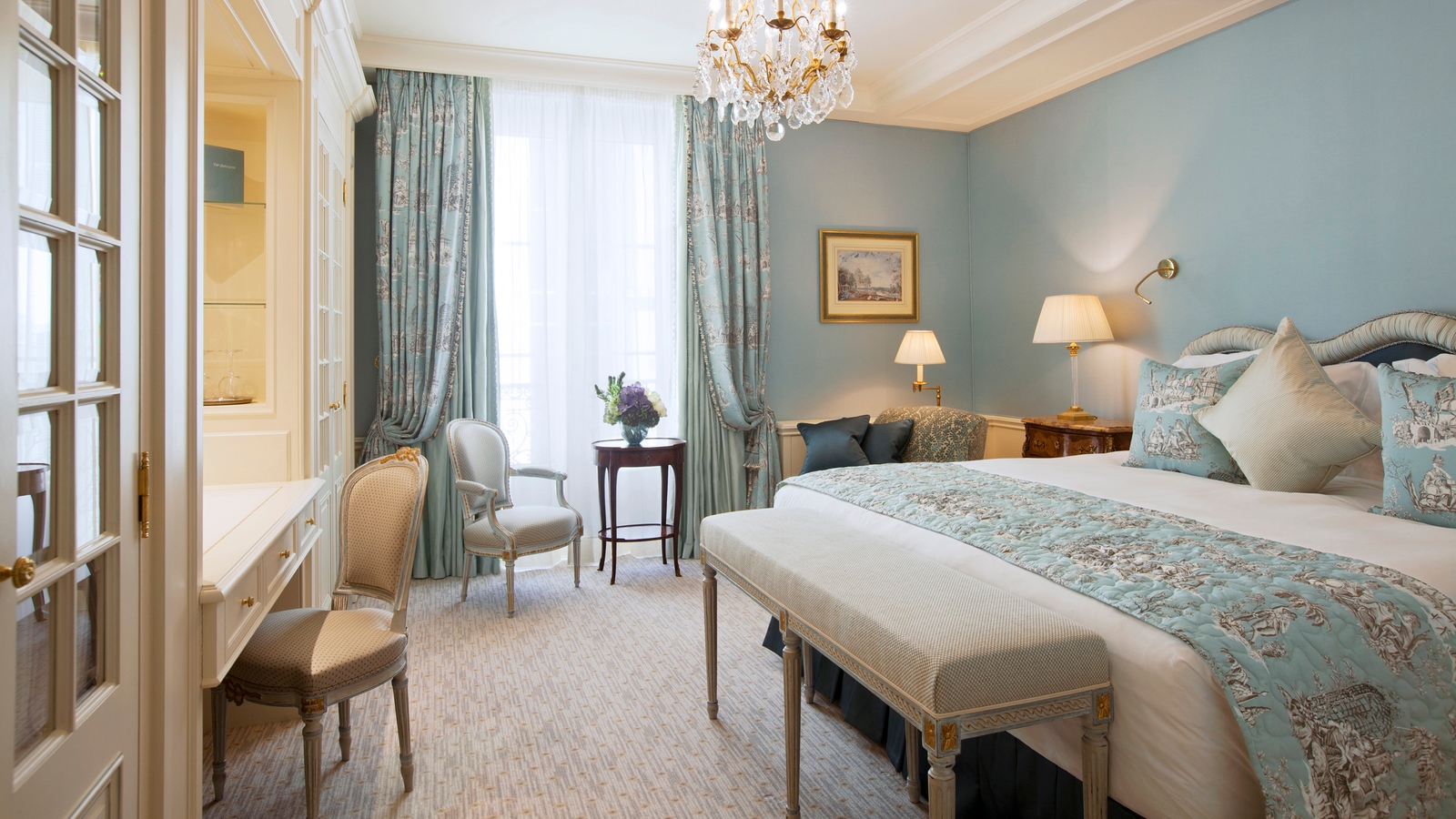 beau-rivage-geneva-suite