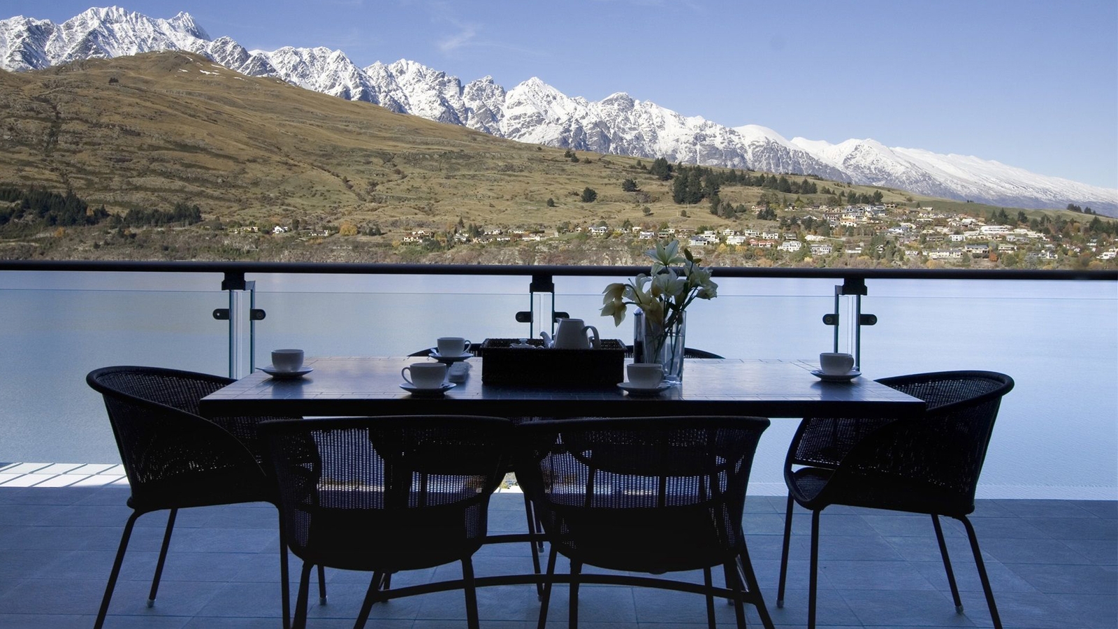 the-rees-apartments-view