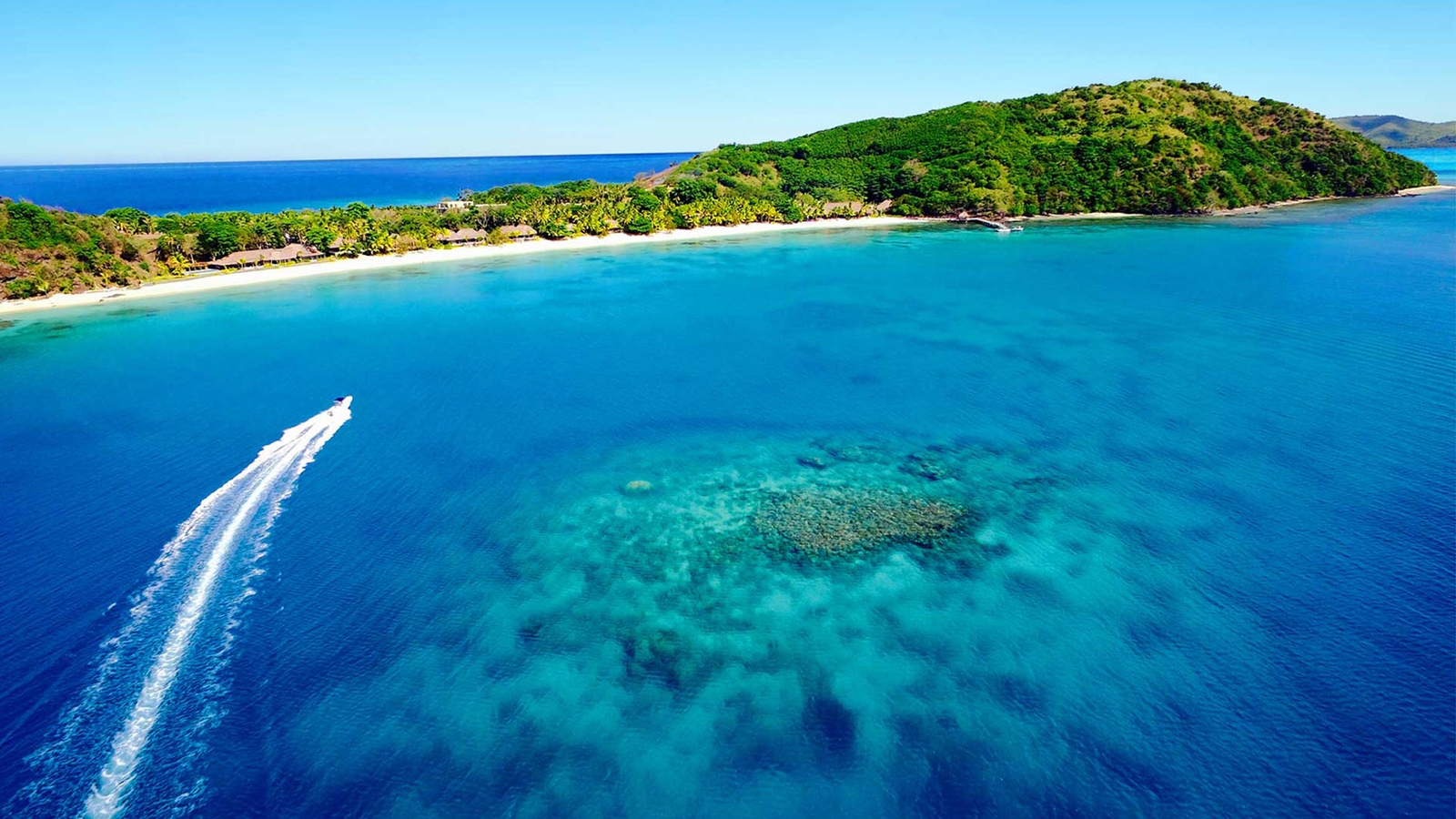 kokomo-private-island-boat-approach