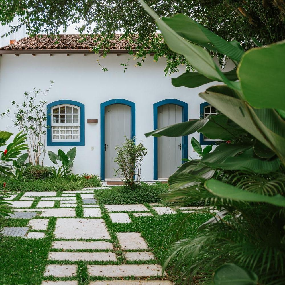 exterior of Pousada Literária