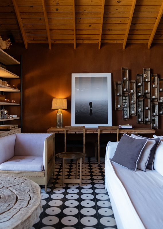 Lounge area with sofas at Casa Ocho, Valle de Guadalupe