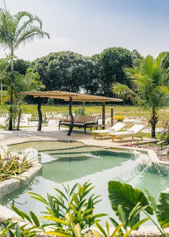 Casa amarela Uxua Mare Brazil sunny day