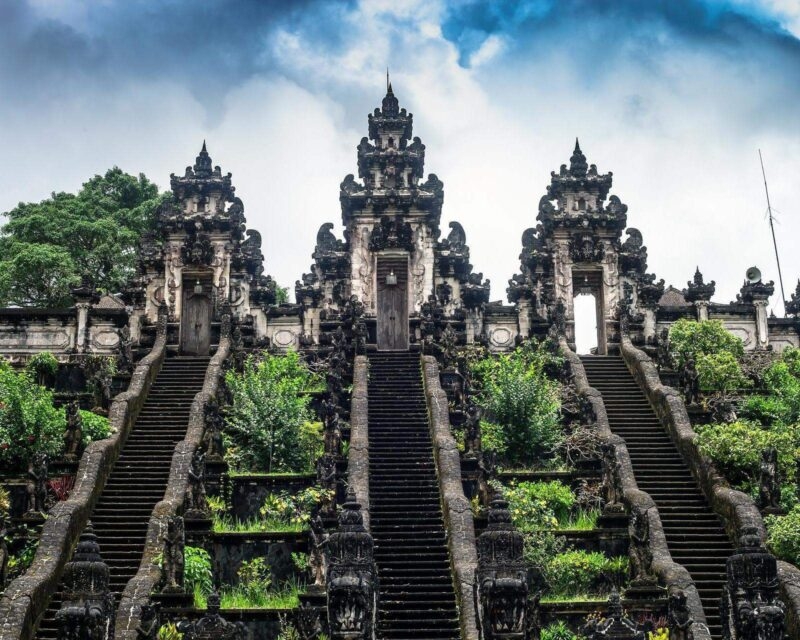 Pura Lempuyang Luhur temple in Bali
