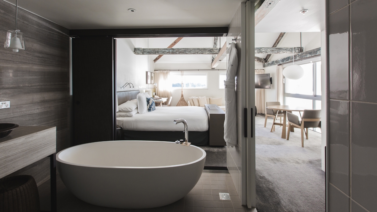 pier-one-sydney-bathroom