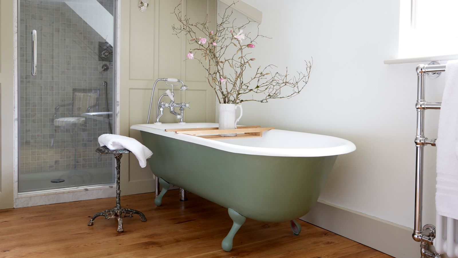 endsleigh-hotel-bath-tub