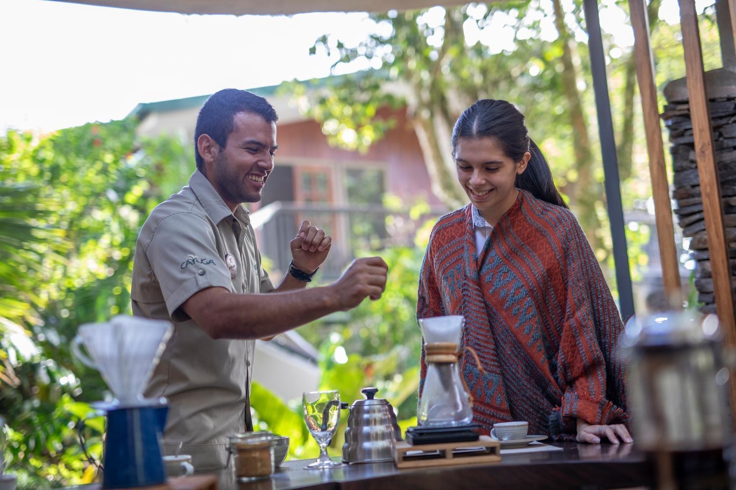 A coffee demonstration at Senda Monteverde Hotel.