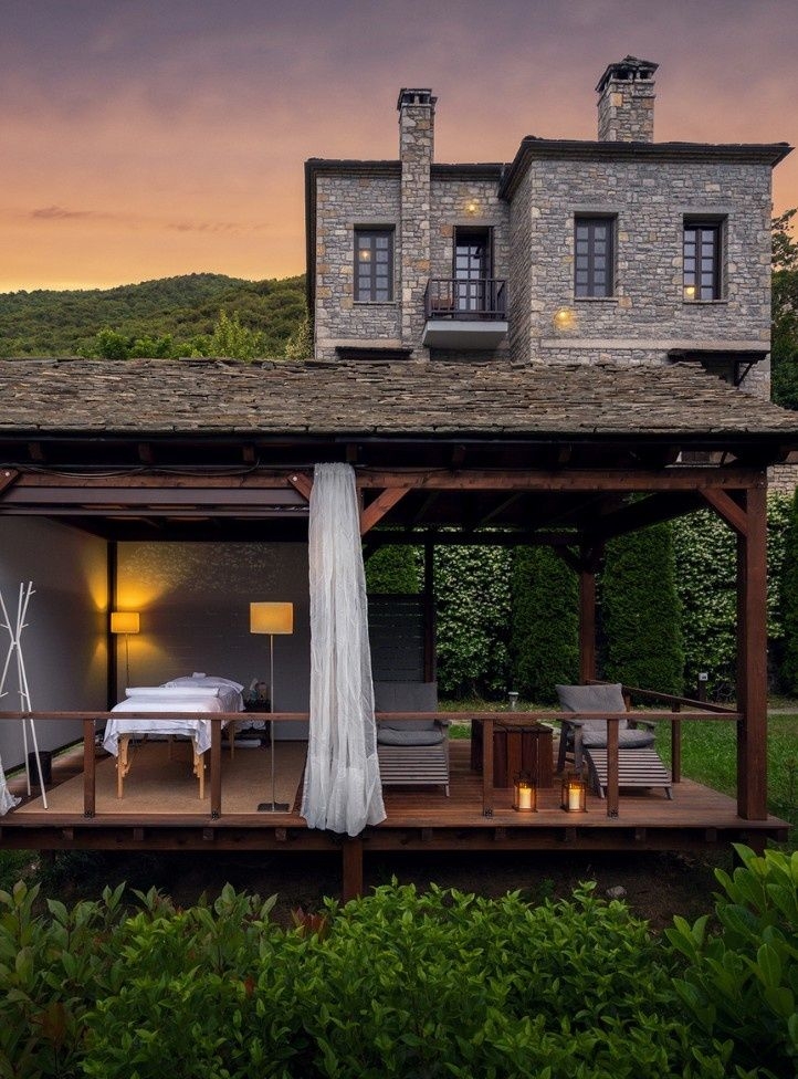 The massage area of Aristi Mountain Resort in Greece
