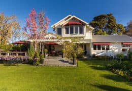 Te Koi – The Lodge at Bronte