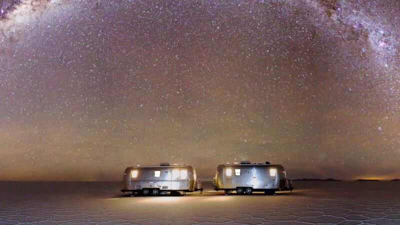 salar-de-uyuni-airstream-campers
