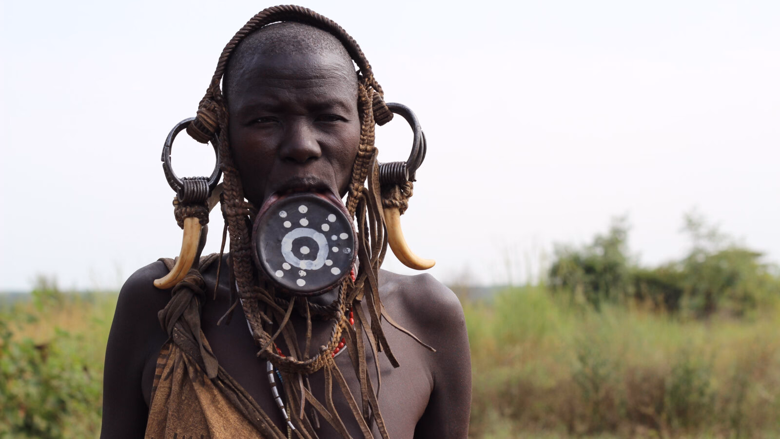 omo-valley-lip-plate