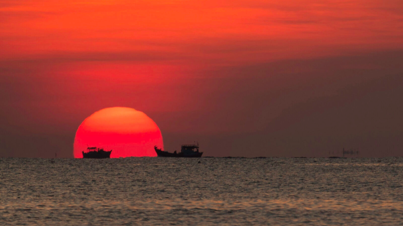 sunset-nha-trang-vietnam