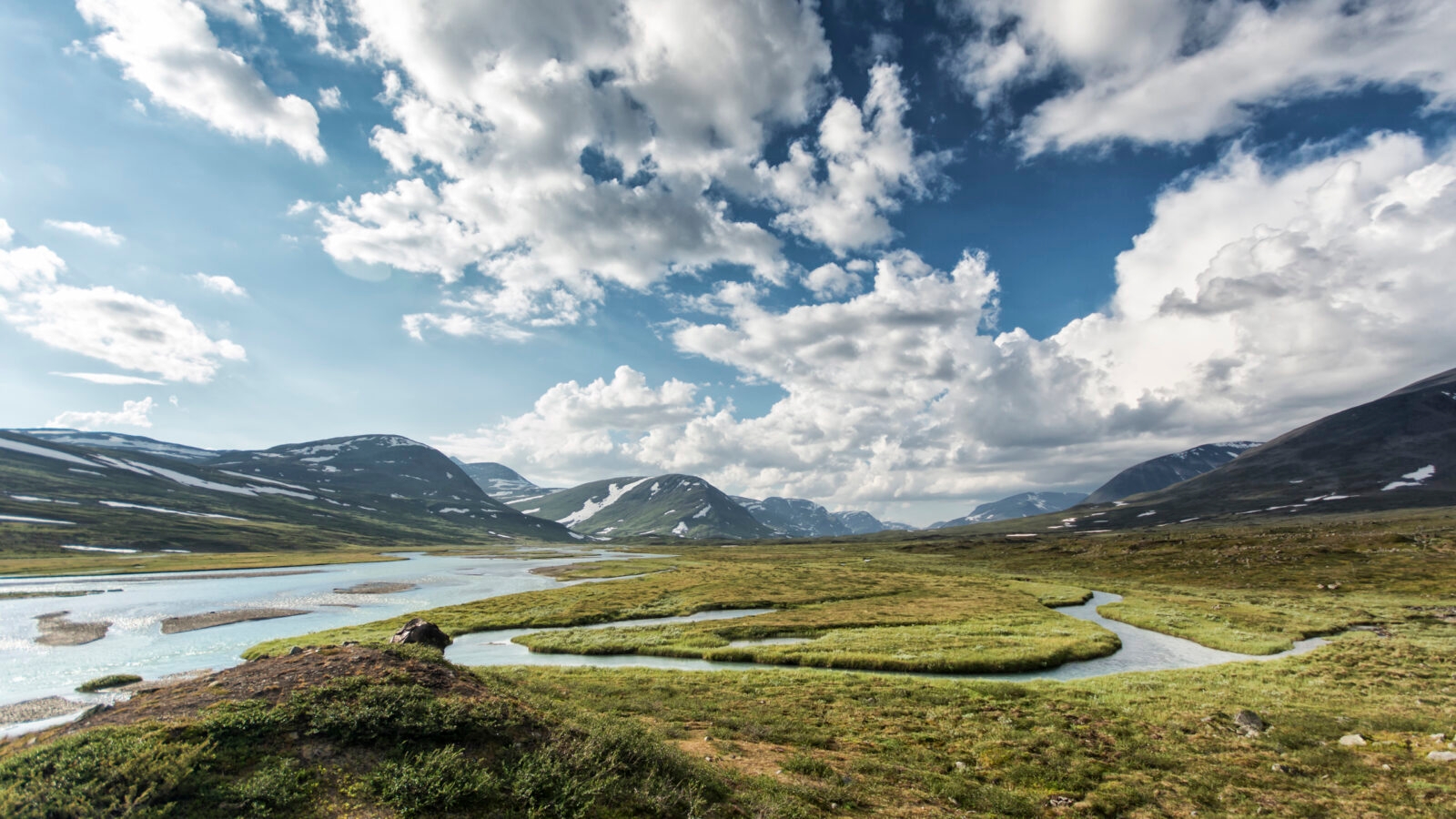 Swedish-Lapland-landscape