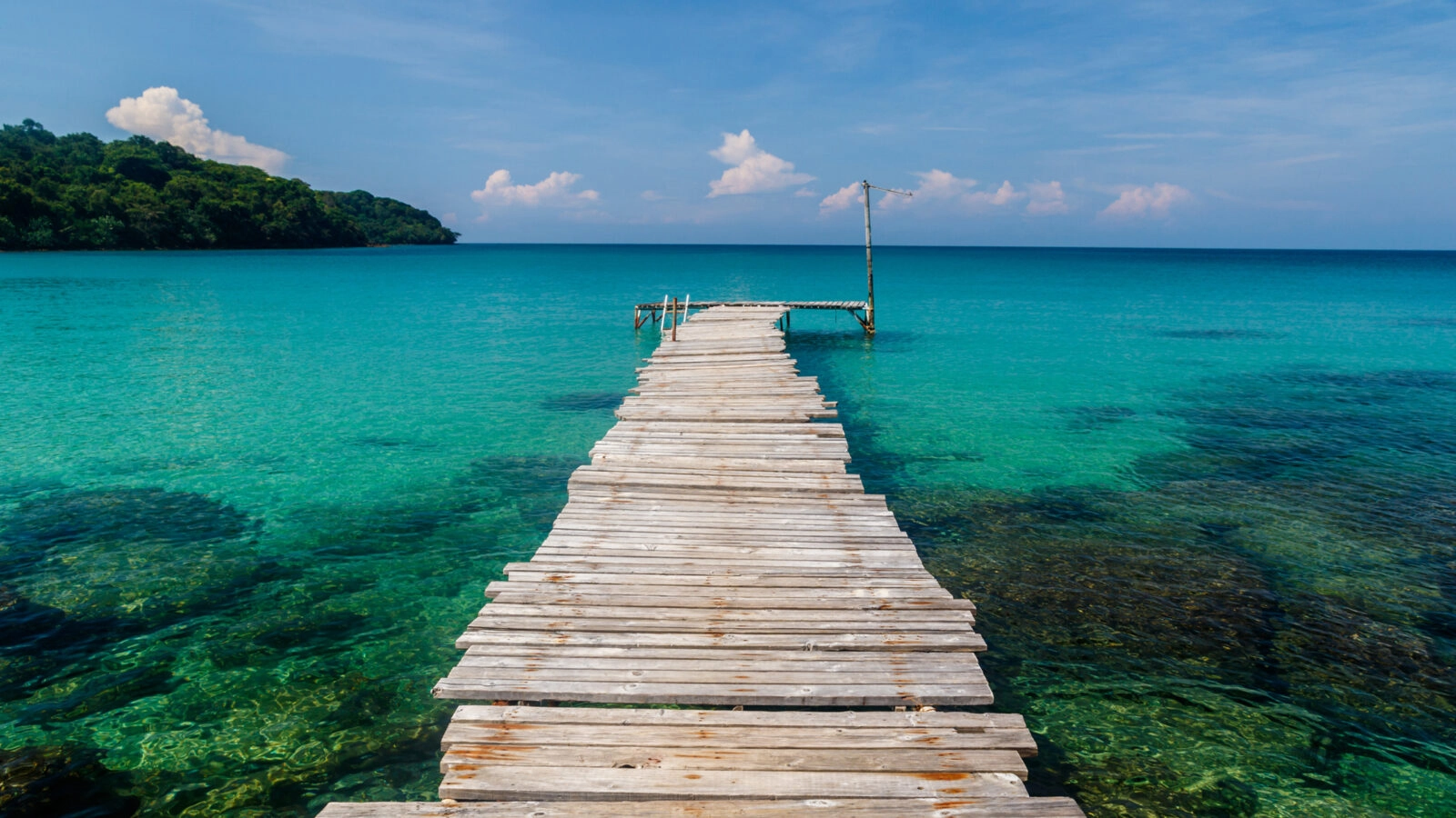 koh-khood-wooden-walkway