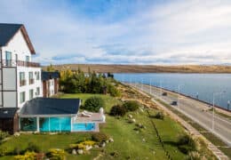 Xelena Hotel & Suites