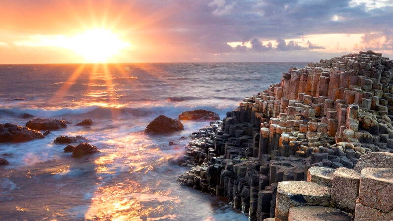 sunset-giants-causeway-ireland