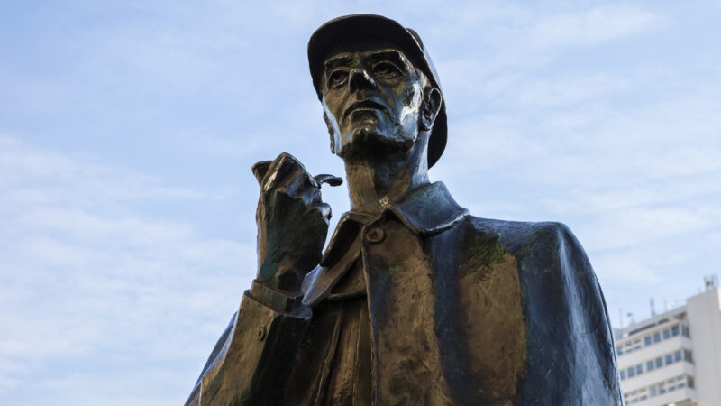Sherlock Holmes Statue in London