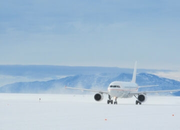 Fly in Cruises to the Antarctic thumbnail