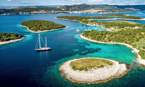 Best time to sail in Croatia