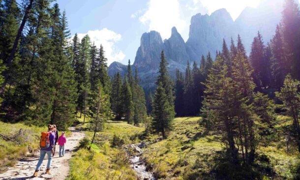 The best time to go hiking in the Dolomites and Alps