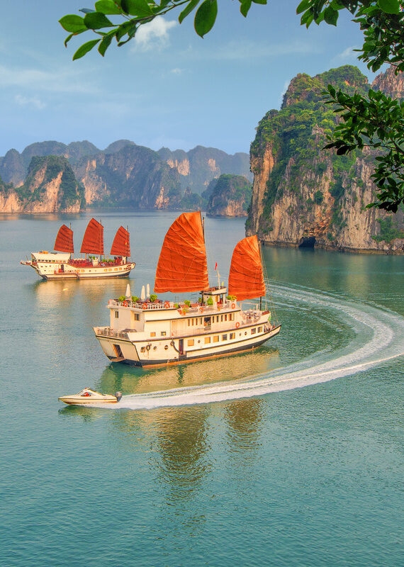 View Of Boats In Lake Against Sky halong bay