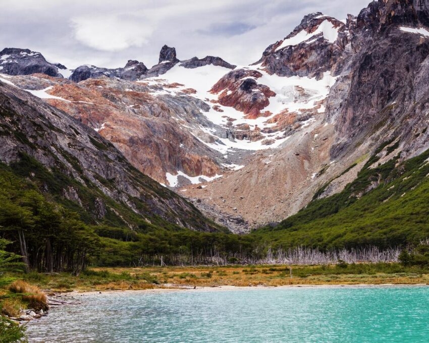 Laguna Esmeralda in Tierra del Fuego, Ushuaia, Argentina.