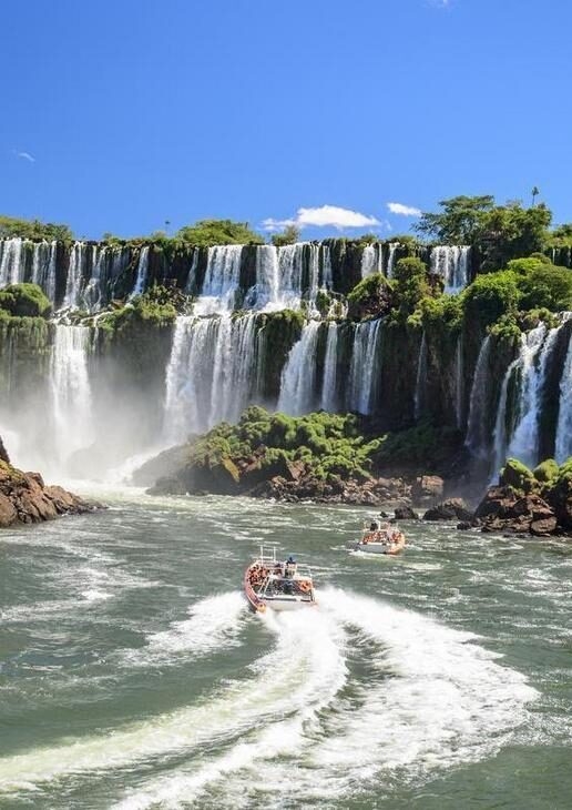 A boat trip into the mist at Brazil’s Iguazú Falls, peaceful vineyards beneath Argentina’s snow-capped Aconcagua and a romantic picnic beside Chile’s otherworldly Atacama lagoons.