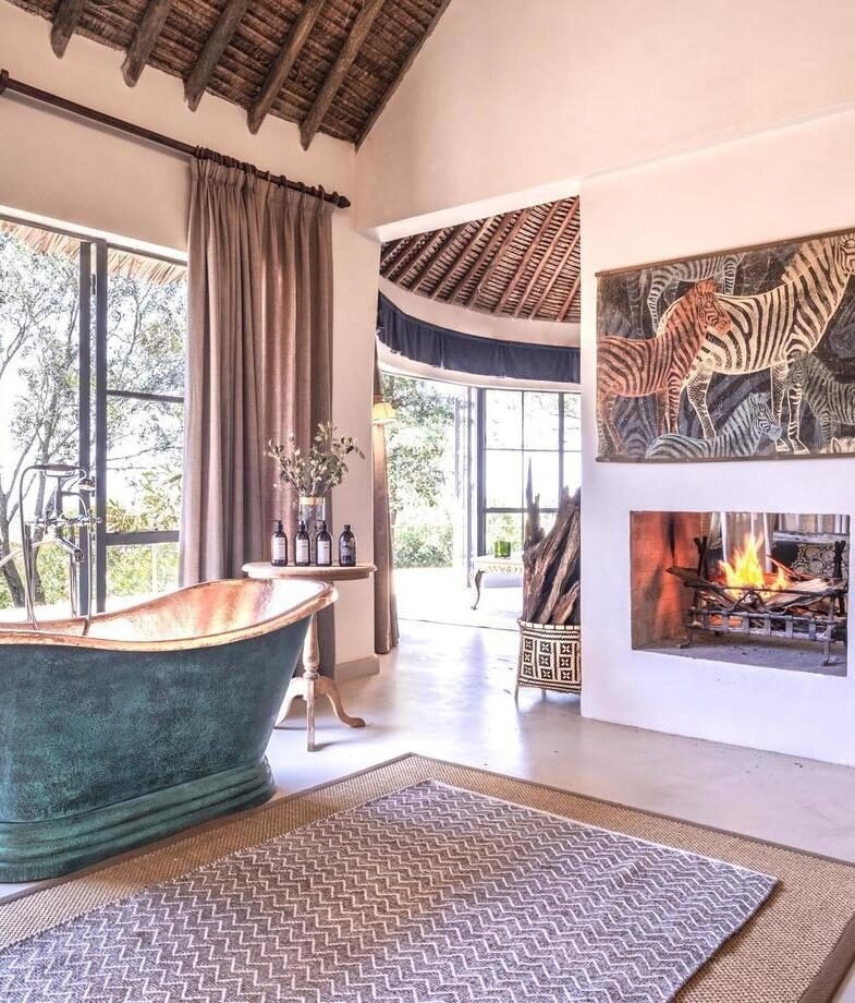 Relax in a beautifully designed room at Governors’ Mugie, and unwind by the pool with sweeping Laikipia views at Lengishu.