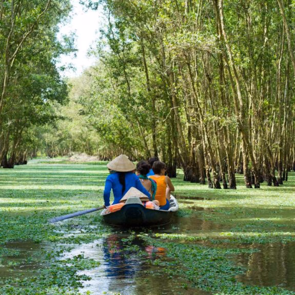 Vietnam Family Travel Guide thumbnail