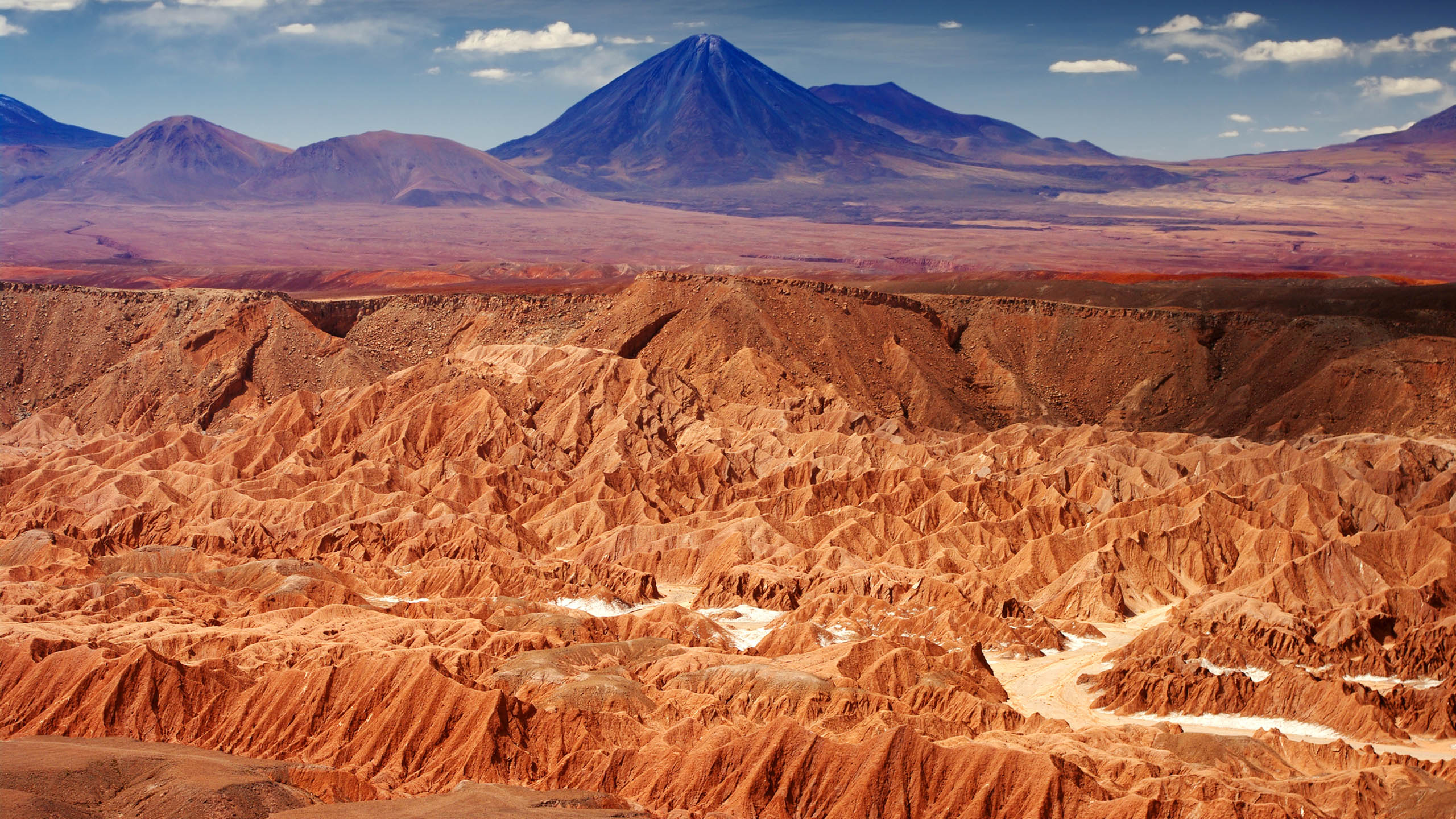 Desert world. Южная Америка пустыня Атакама. Чили Атакама. Горы Атакама. Чилийская пустыня Атакама.