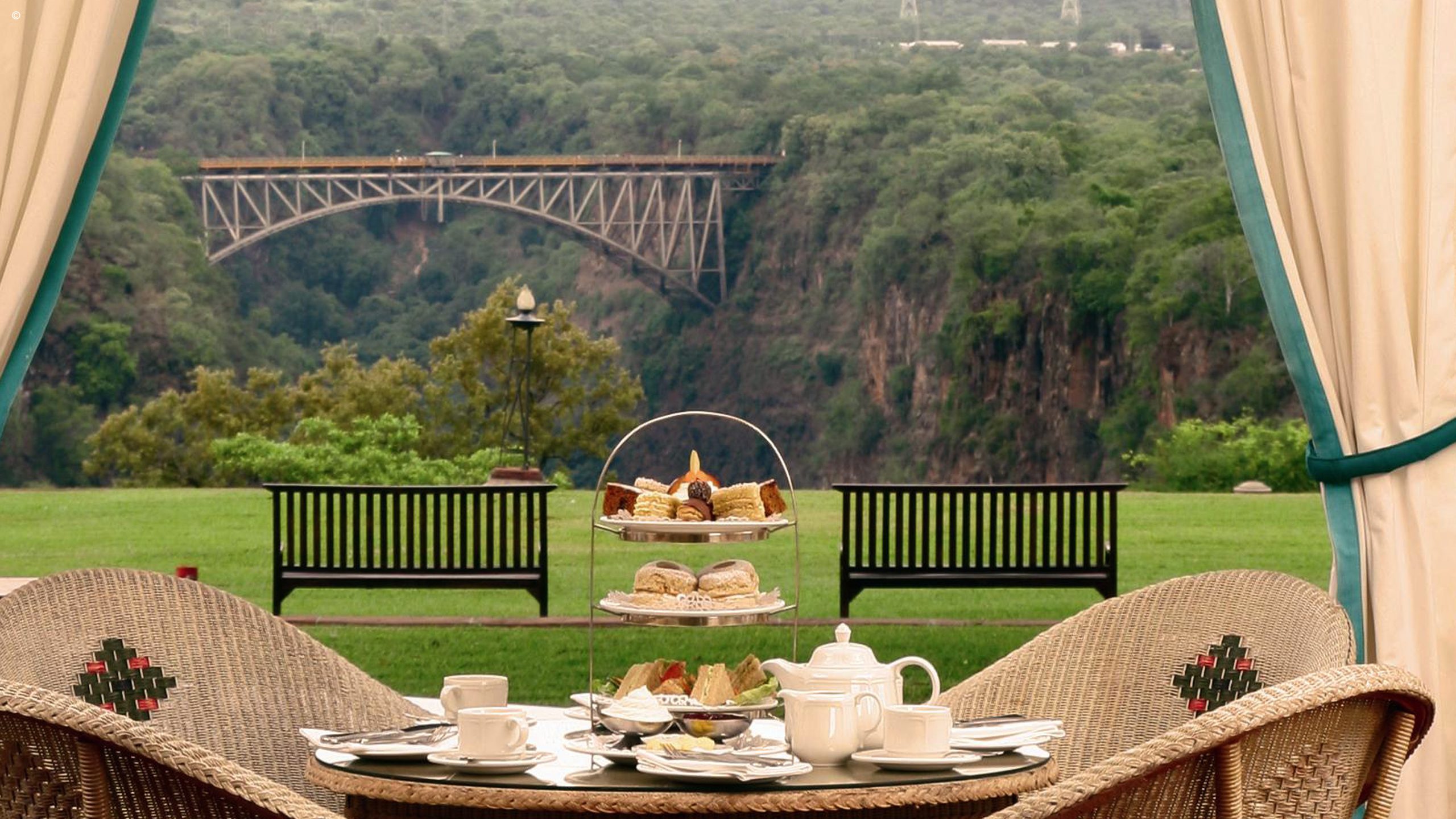 victoria-falls-hotel-luxury-hotel-in-victoria-falls-jacada-travel