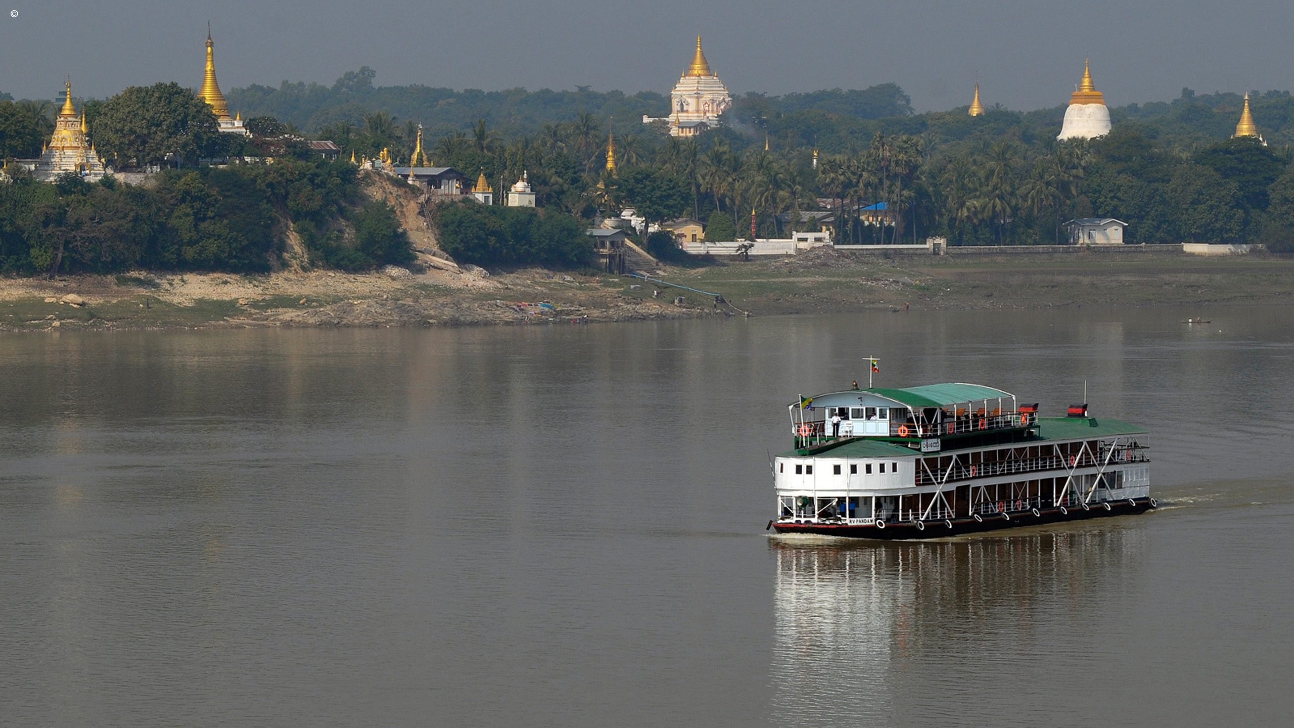 RV Paukan 1947 - Luxury Cruise In Irrawaddy River Cruises | Jacada Travel