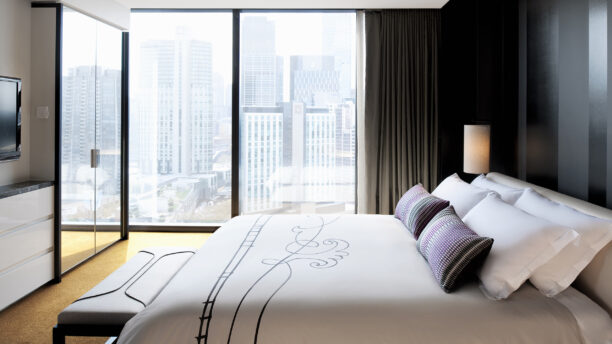 crown-metropol-melbourne-bedroom