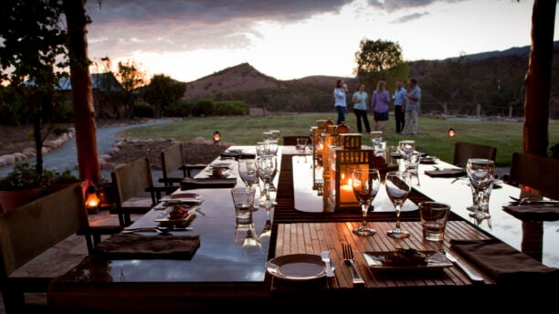 dinner-table-garden-arkaba