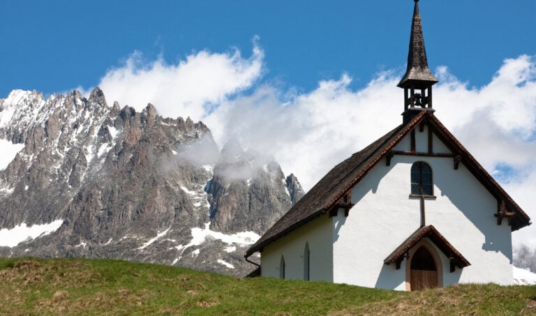 chapel-in-the-mountains-switzerland