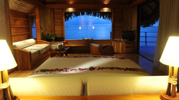 le-tahaa-bed-view