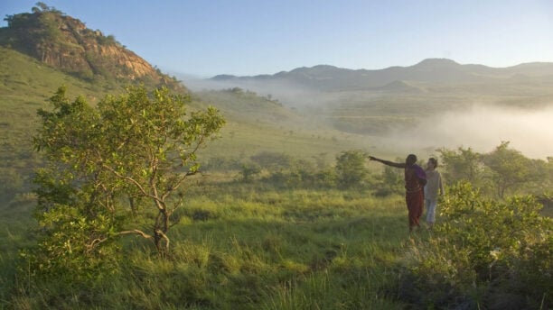 walking-campi-ya-kanzi-kenya