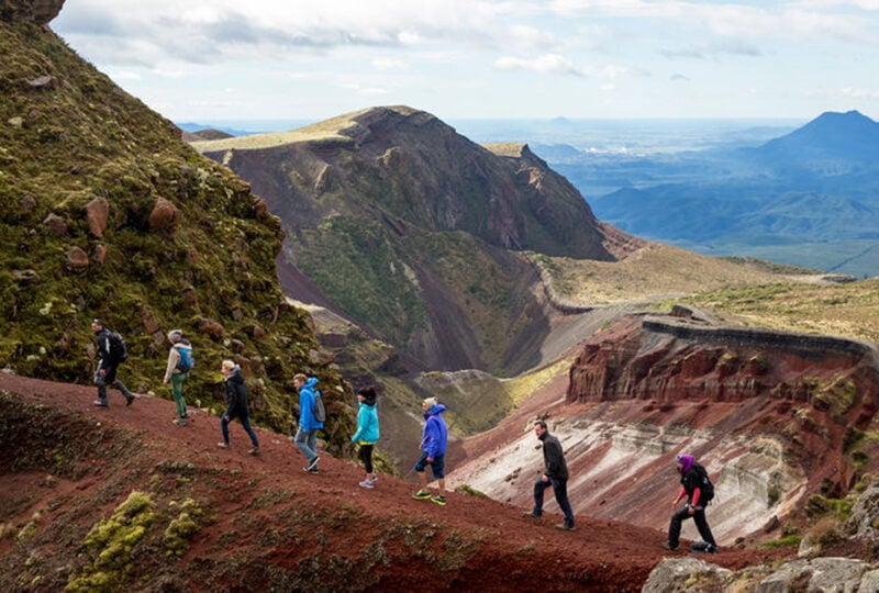 crater-walk-mount-tarawera-new-zealand