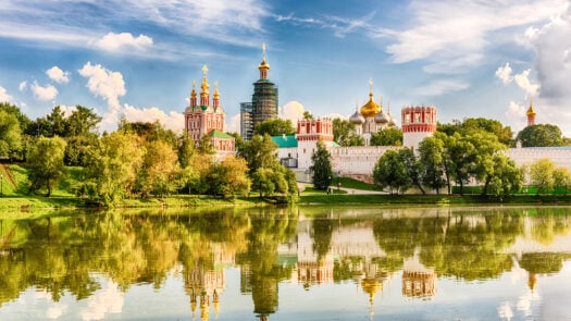 nonodevichy-convent-monastery-moscow-russia