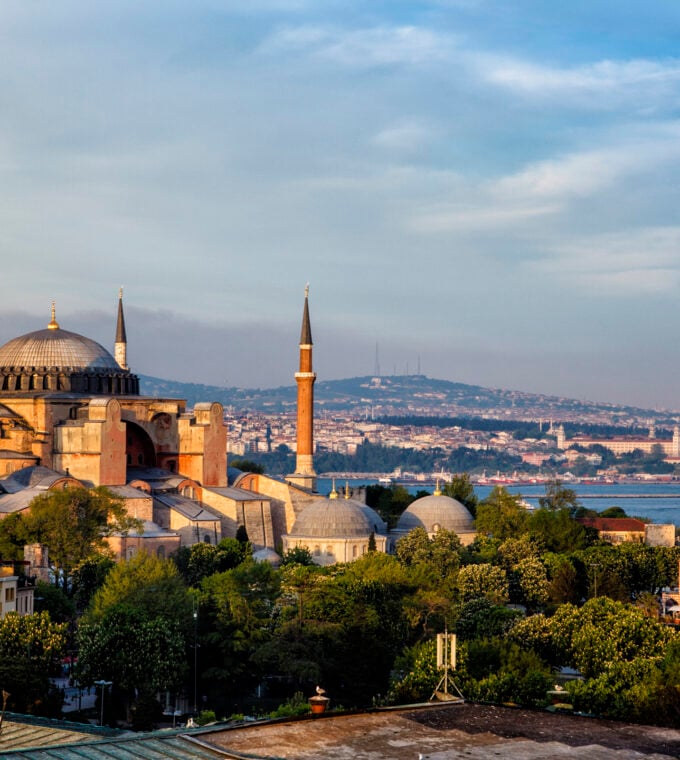 hagia-sophia-istanbul-skyline