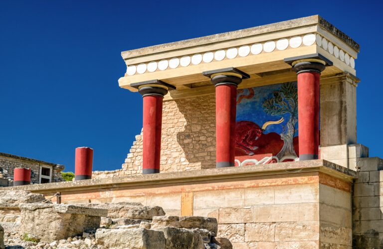 Largest Bronze Age archaeological site on Crete island - Knossos palace, Greece