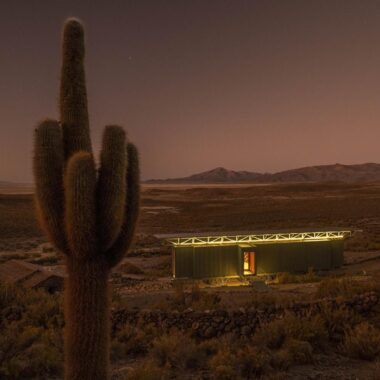 Chituca lodge at night on the Travesia route from Atacama to Uyuni