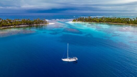 Panama Islands and private yacht