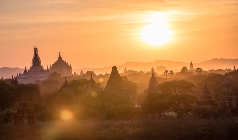 A temple surrounded by nature to pray to buddha from sunrise to sunset