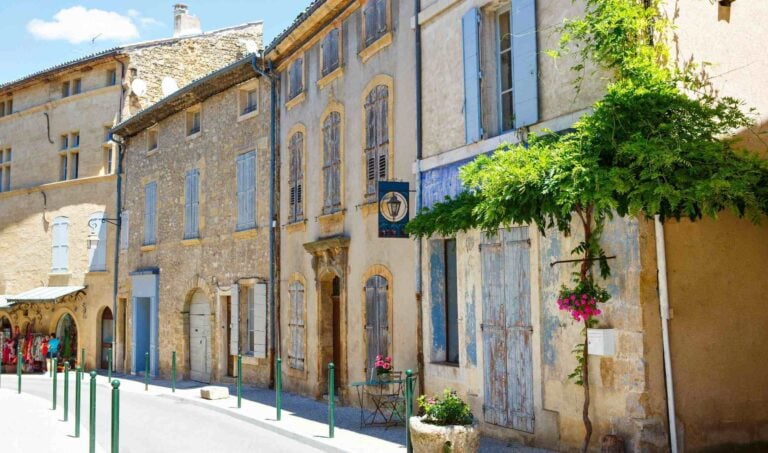 A quiet street in Aix-en-Provence on sunny summer day